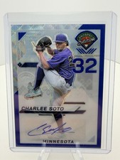 Charlee Soto Auto #75/75 2025 Panini Prospect Edition Blue Wave Prizm Twins
