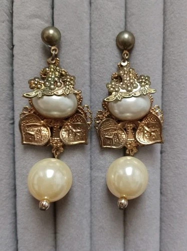 Vintage Gold Tone Faux Pearl & Leaves Large Earrings Retro Costume Jewelry