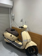 E RIDER MODEL 30 Pusa Electric Moped Scooter Vespa Style