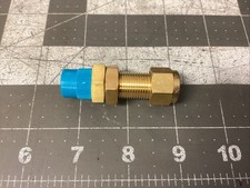 Swagelok Brass Bulkhead Connector, 1/4" Tube, 1/4" LOT OF 5  LXB3W 