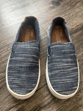 TOMS Classic Chambray Denim Look Slip-On Sneakers Girls Kids Youth 13.5 NEW