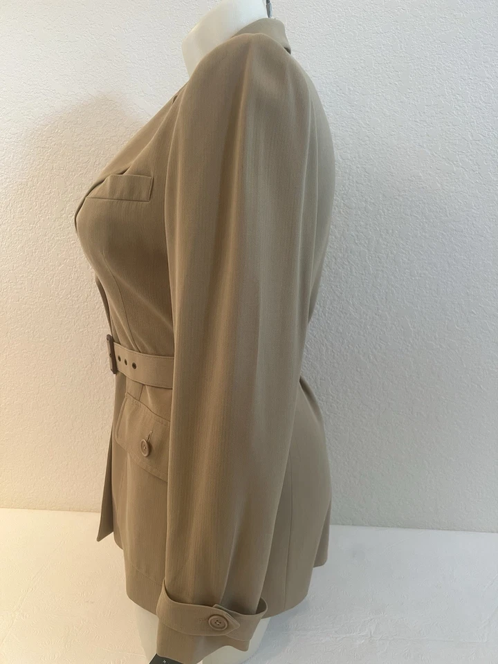 Chaqueta con cinturón Ralph Lauren talla 10 tostada tejido espiga sarga inspirada en Safari nueva con etiquetas Foto 3 de 4