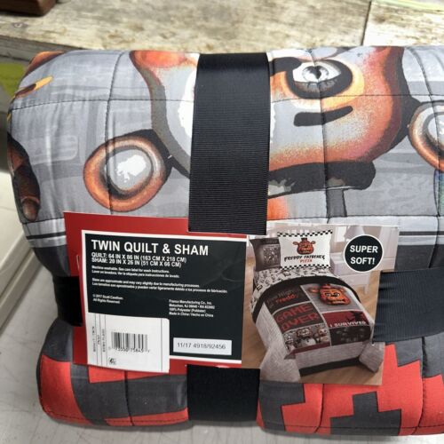 Five Nights At Freddys Twin Quilt Blanket & Sham 2017 News Flash Franco Retired - Picture 8 of 9