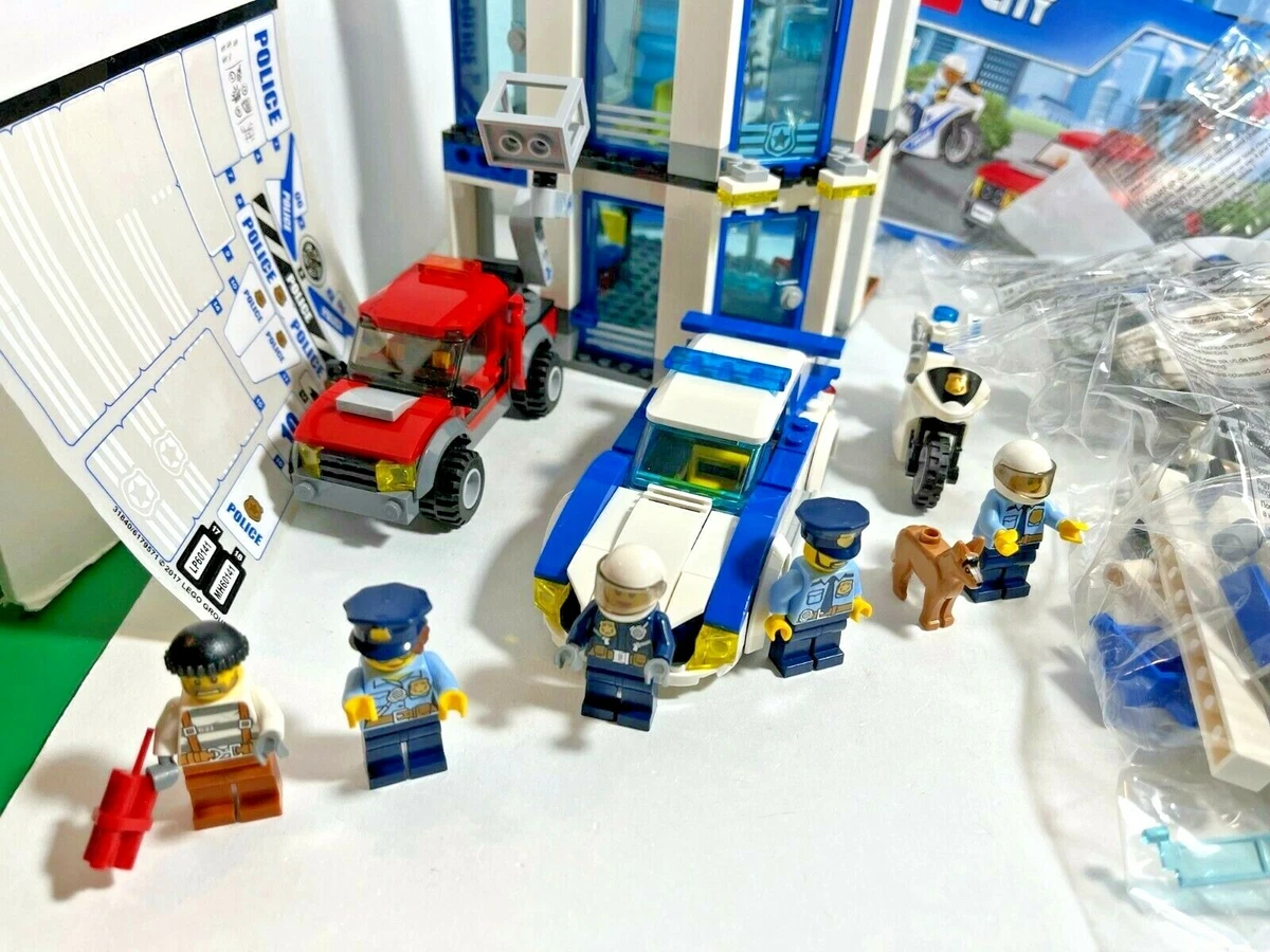 LEGO Police station 60141 (2017). Bags 5,6,7,8,9,10 sealed. see