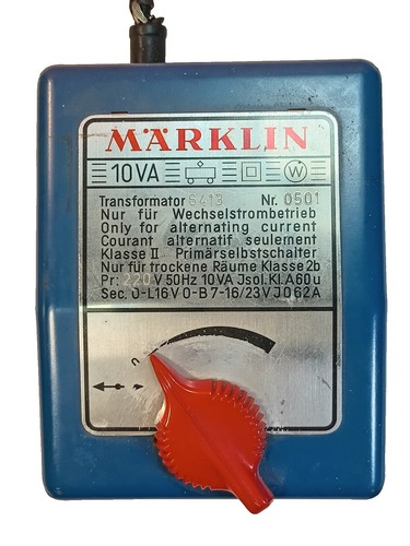 MARKLIN MIINI-CLUB #8172 VINTAGE TRAIN SET Z SCALE MADE IN GERMANY