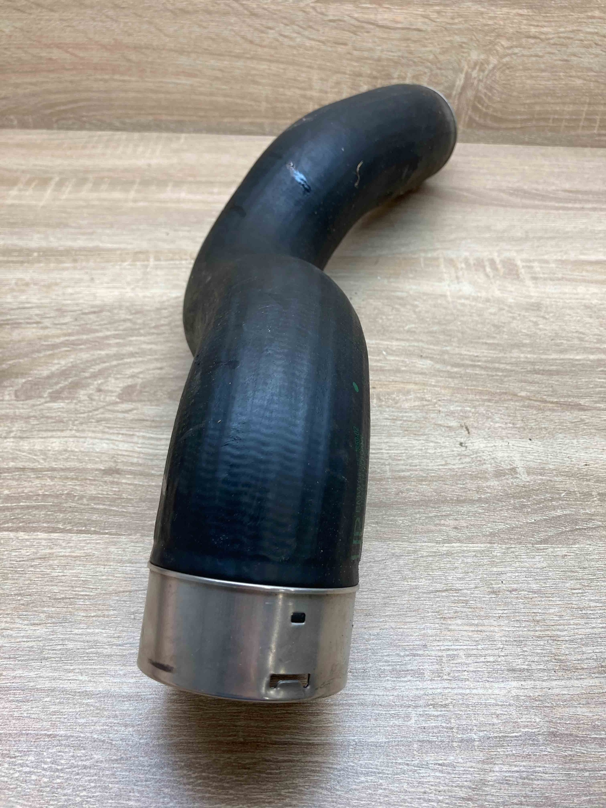 8572859 11884414 BMW G series Cooling radiator water hose pipe OE 