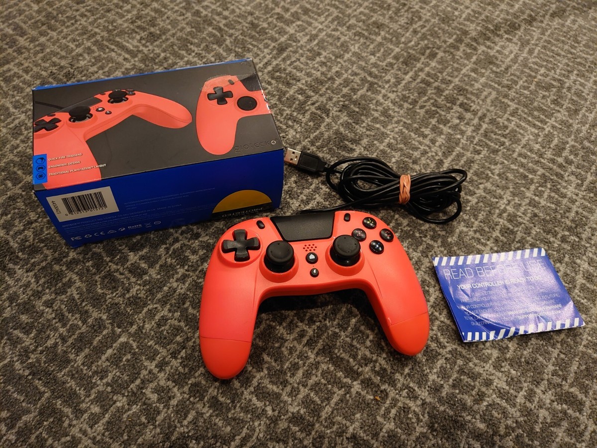Gioteck VX4 Wired Controller PS3 PS4 Slim PRO Red Boxed Great Condition!