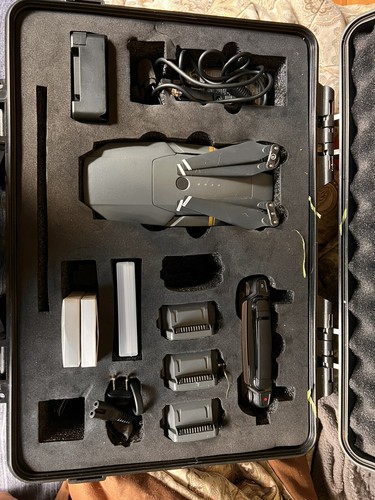 DJI Mavic Pro Quadcopter with Remote Controller - Grey - Picture 14 of 14