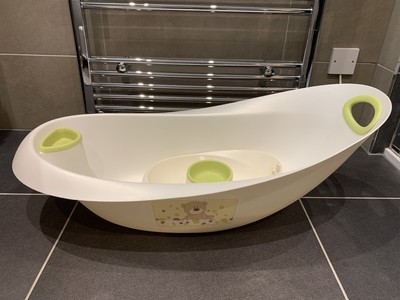 mother care baby bath