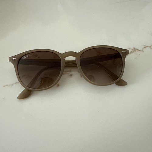 Gafas de sol Ray Ban RB4259 marrón degradado redondo 616613/51-20-145 - Imagen 5 de 5