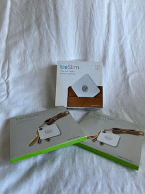 Tile Slim (2 in pack)  and two Tile Mate (1 in pack  New SEALED
