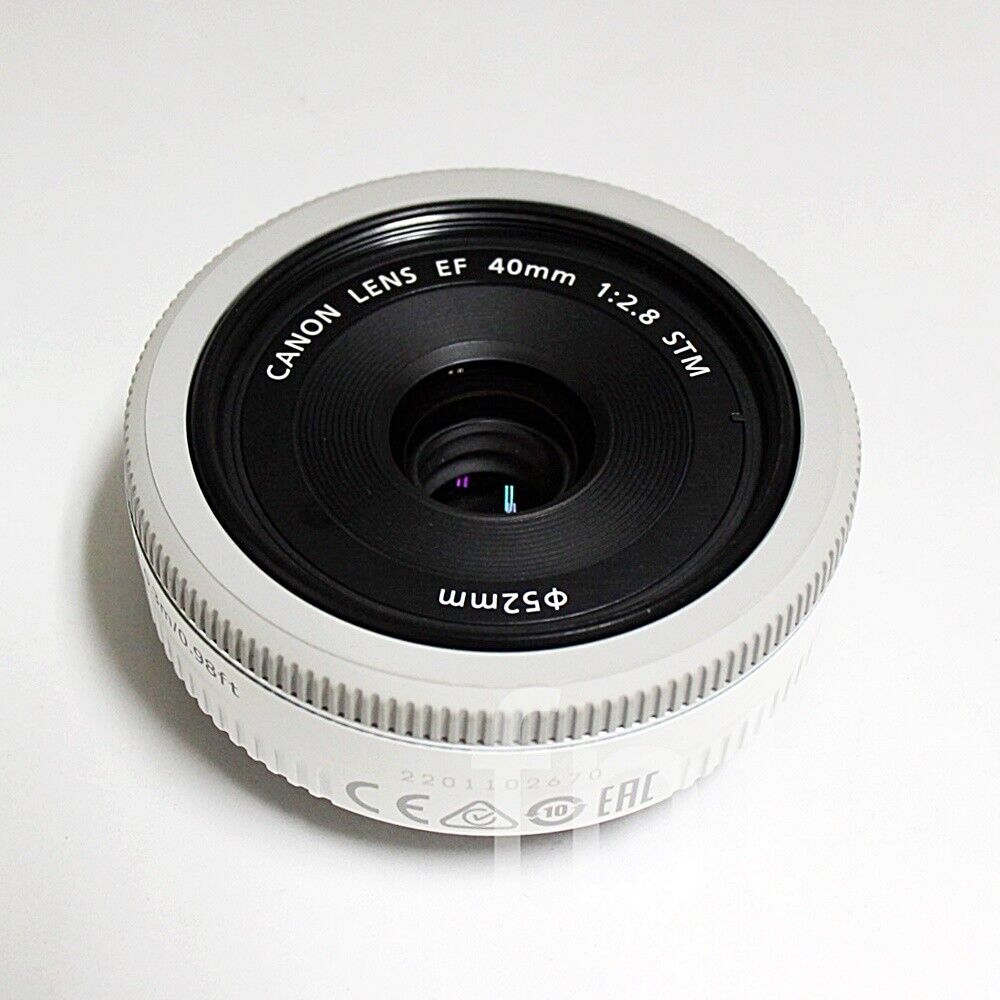 Canon EF 40mm F/2.8 STM Pancake Lens, Mint Condition, White Canon EF 40mm F/2.8 STM Pancake Lens, Mint Condition, White