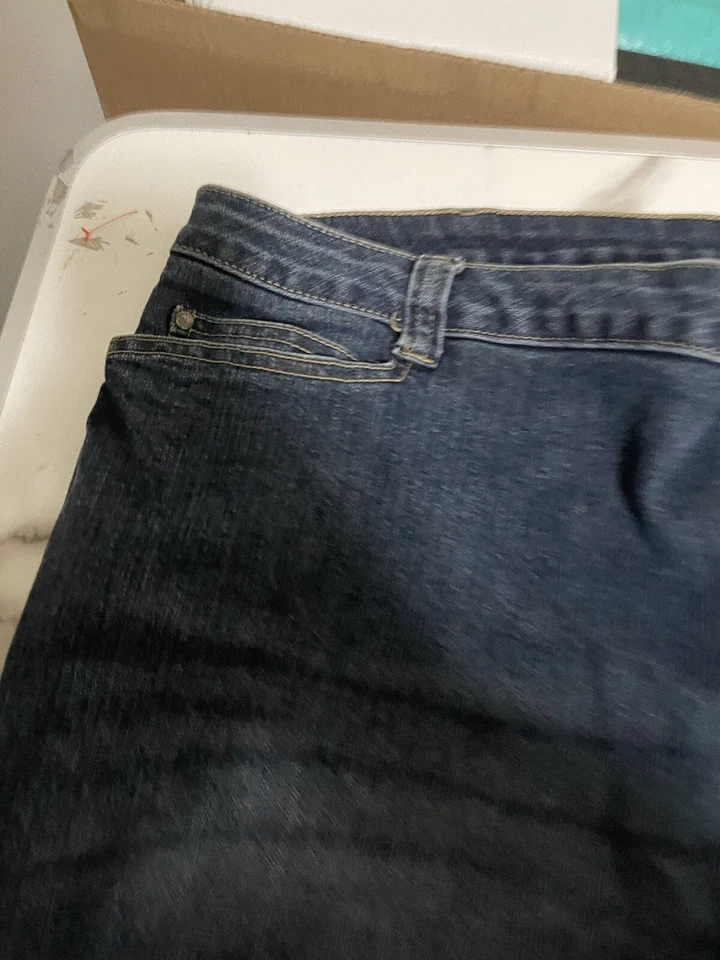 Pantalones Cortos de Jean Moda Bug Talla 28 Estilo 5 Bolsillos Foto 2 de 4