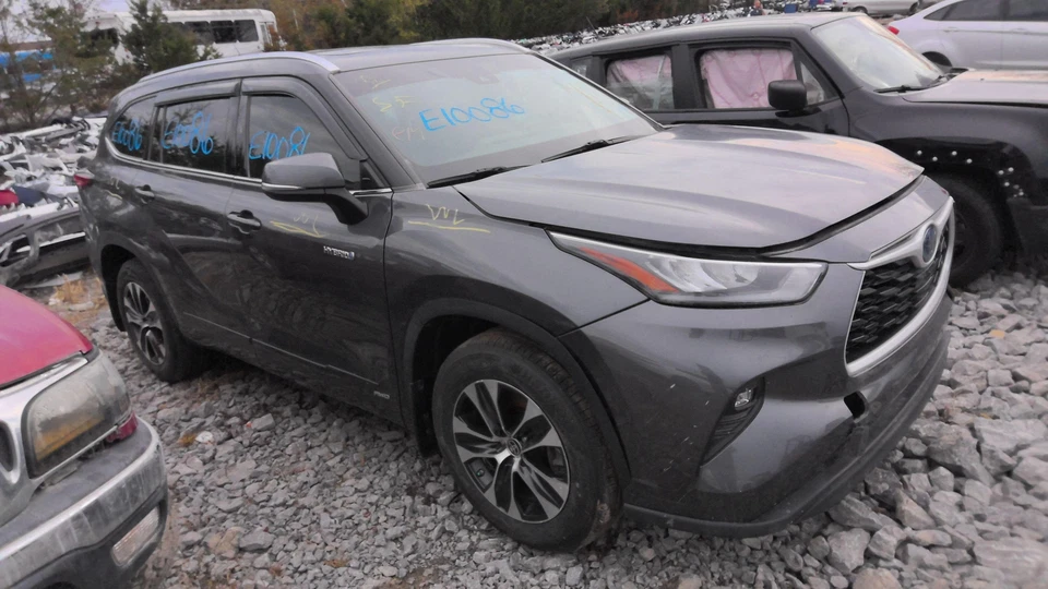 Puerta delantera izquierda TOYOTA HIGHLANDER 20 21 22 23 24 Foto 2 de 4