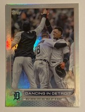 2022 Topps Update #US238 JAVIER BAEZ/ROBBIE GROSSMAN DANCING IN DETROIT Rainbow