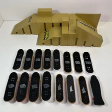 15 Tech Deck Lot Vintage/new W/ Ramps+extras