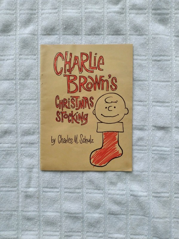 Vintage 1963 Charlie Brown coloring booklet 12 pages including cover