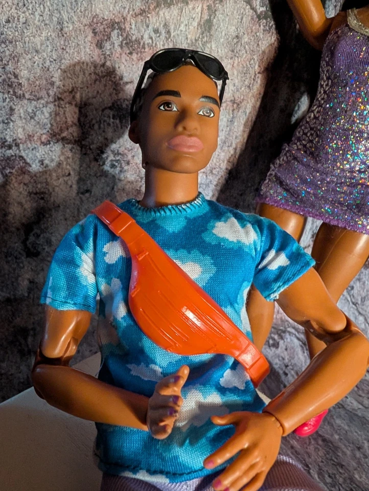 Barbie AA Hecha para Moverse/Muñeca Multi Articulada ¡Lote! Ropa nueva usada 2015-2019 Foto 4 de 4