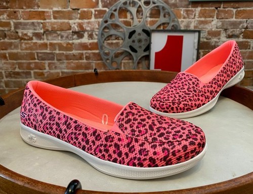 skechers pink leopard