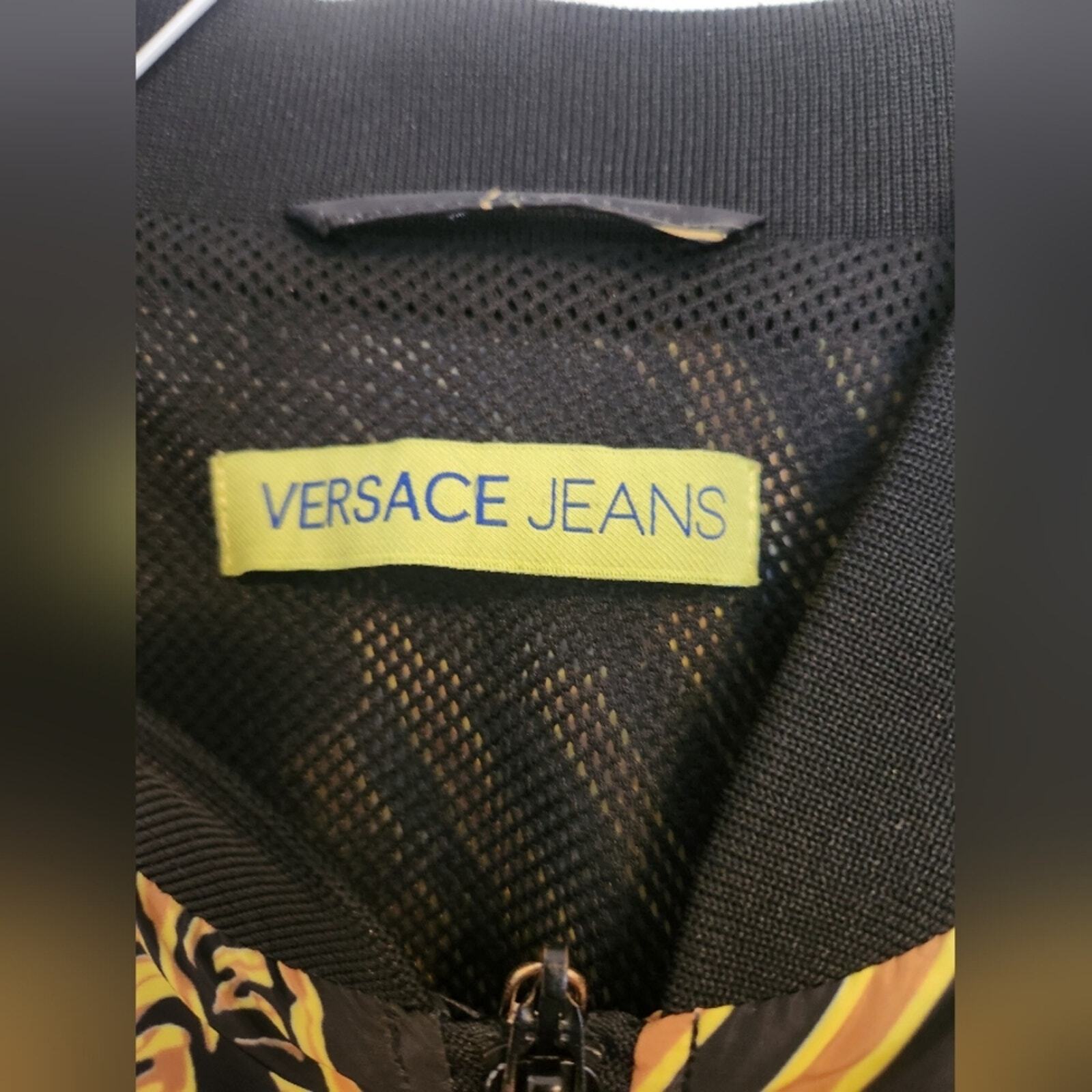 Authentic Versace Jacket US Medium - image 7