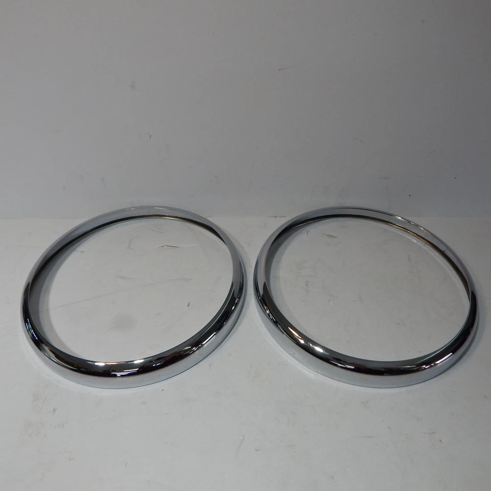 Nuevo par de anillos de borde de llanta de faros de luz cromada MGB 1963-1979 Foto 3 de 3