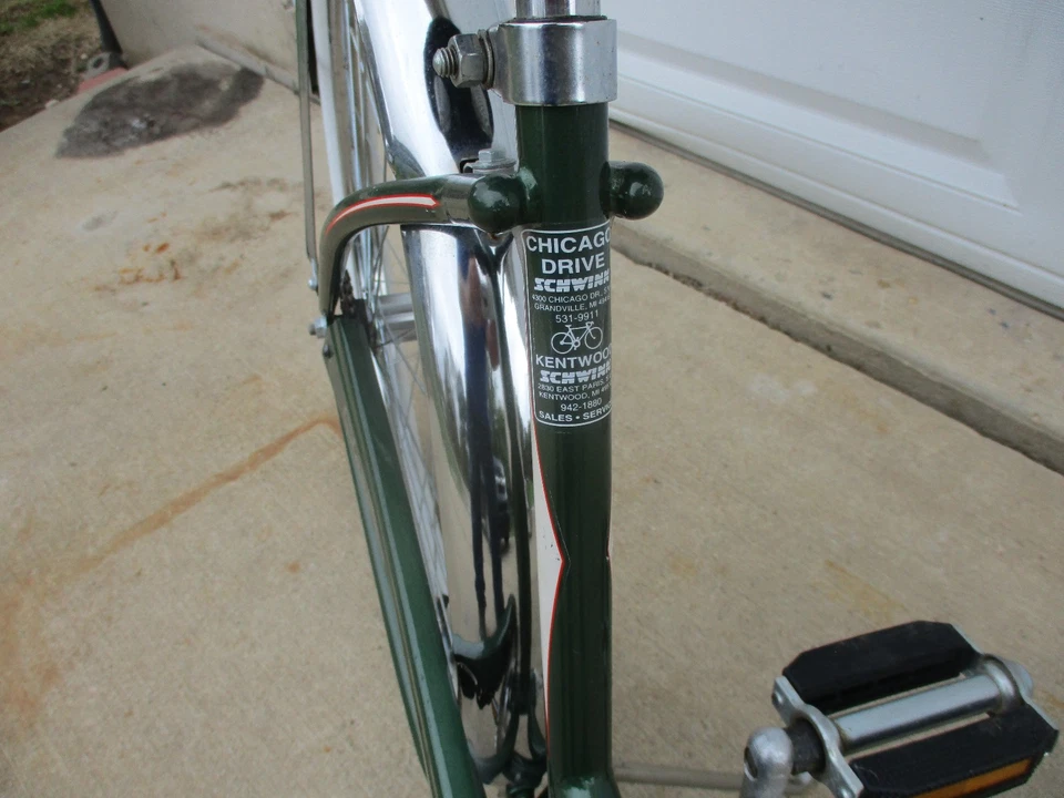Women's Schwinn 1995 Anniversary Edition Single Speed Classic Cruiser. - Image 3 of 4