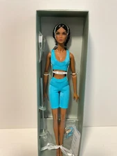 Natural High Lilith Blair Basic Doll NRFB #82146 Fashion Royalty Nu. Face