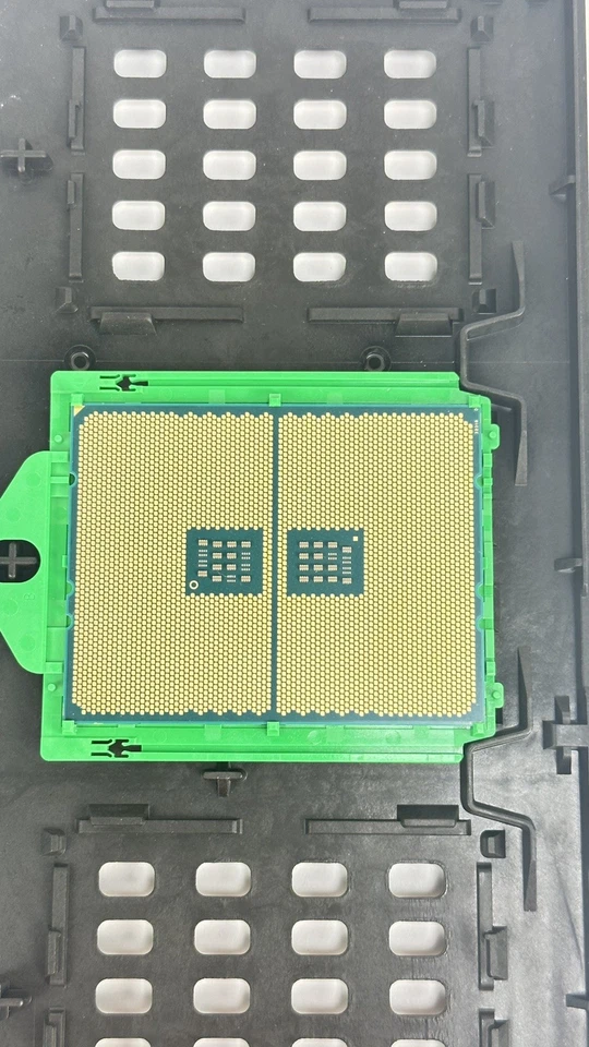 AMD Unlocked EPYC 7232P 3.1 GHz 8-core 32 MB Cache Socket SP3 100-000000081 120W - Image 3 of 3