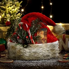 Primitive Christmas Santa Hat Decoration Grungy Primitive Christmas Decor Far...