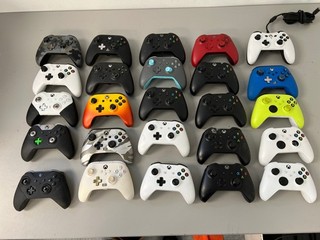 Heavily Used Lot of 25 Xbox One Series S/X Controllers Various Colors Free S/H