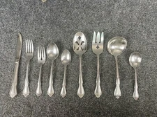 Oneida * 1881 Rogers  ARBOR ROSE - TRUE ROSE  Stainless Flatware CHOICE (88)