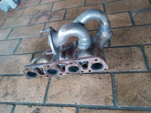 Audi A4 B6 8E VW Passat 3BG 2.0 ALT Krümmer Abgaskrümmer 06B253031C