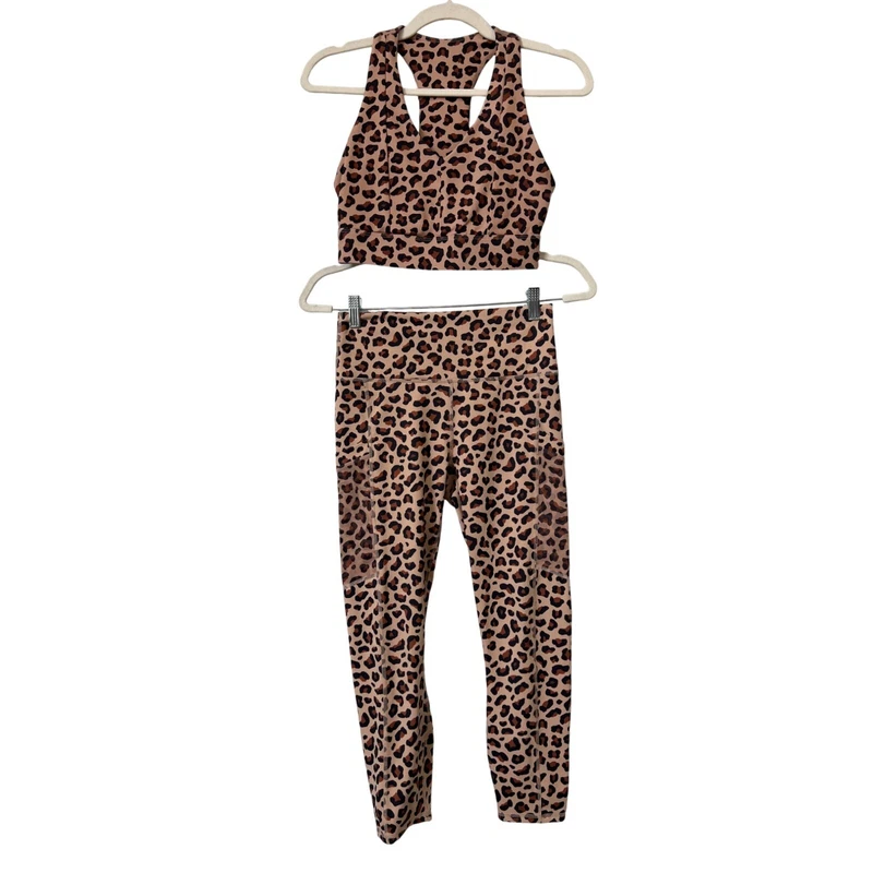 fabletics on the go powerhold set yoga tank-bra