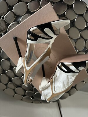 Prada Schuhe Sandalen Leckleder Gr 36,5  NW