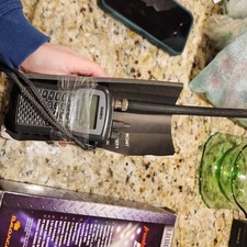 Uniden BC246T Handheld Scanner TrunkTracker III 3 HF/VHF/UHF Receiver/Scanner