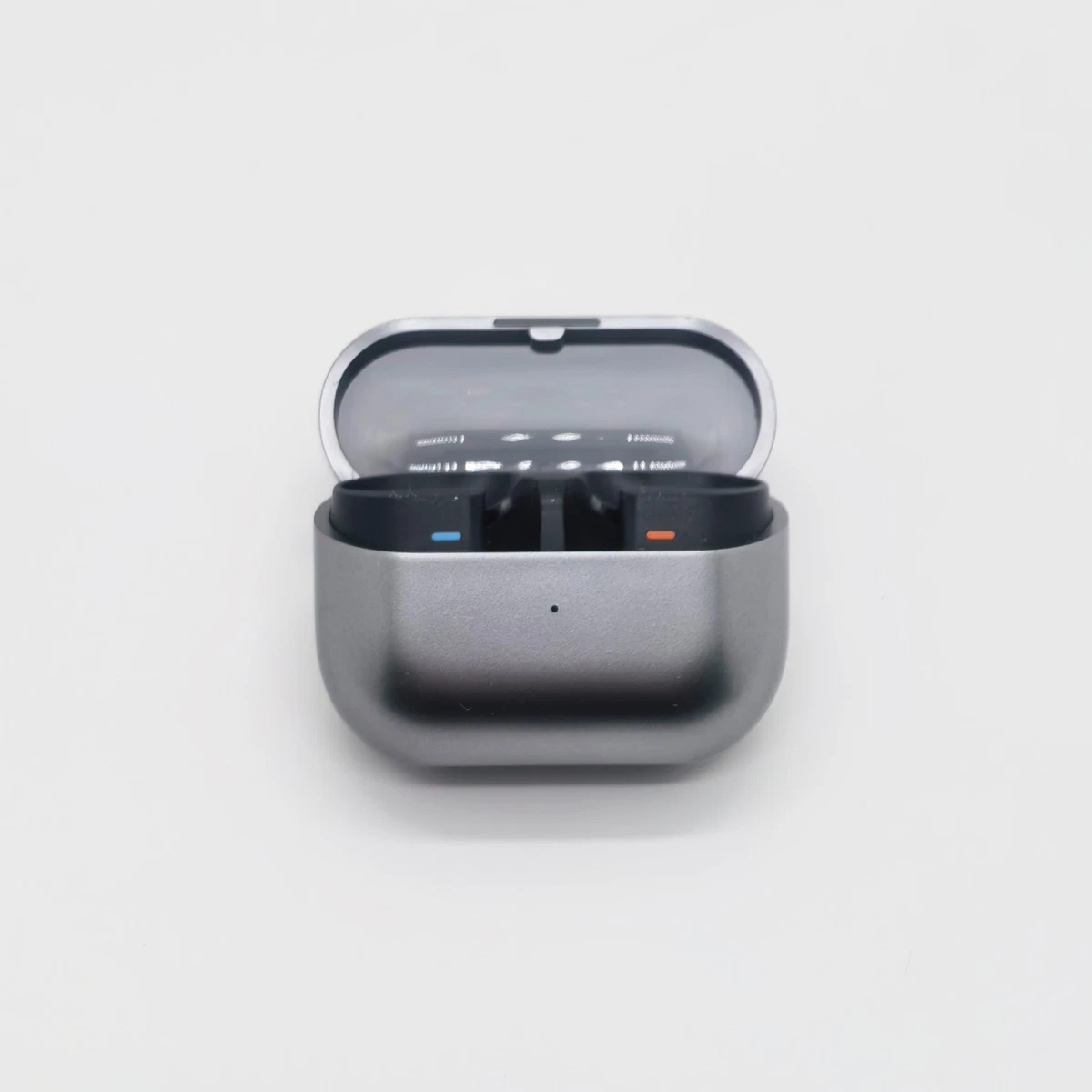 Funda de carga Samsung Galaxy Buds 3 PRO SM-R630 solo repuesto plateada