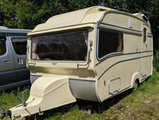 Vintage Safari Caravan 1980 12/2