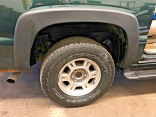 2002 Gmc Yukon Quarter Fender Moulding Passenger 2000-2002 Tahoe Suburban 2002 Gmc Yukon Quarter Fender Moulding Passenger 2000-2002 Tahoe Suburban
