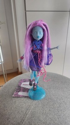 1x Monster High Puppe Kiyomi Haunterly CDC33 Haunted Verspukt Student Spirits