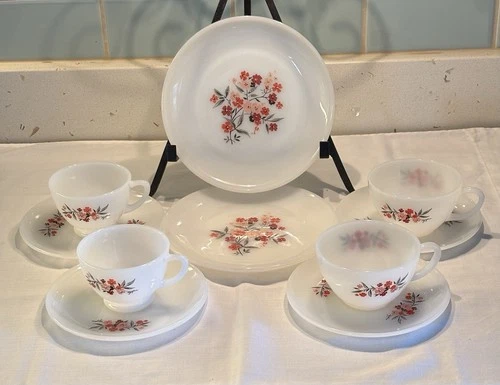 Vintage Anchor Hocking Fire King Primrose 10 Piece Set Salad Plates Cups Saucers