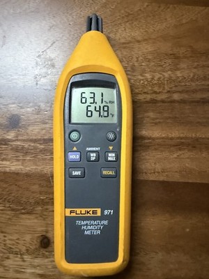 FLUKE 971 TEMPERATURE HUMIDITY METER 