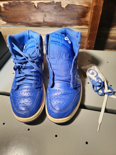 Jordan 1 Retro High OG Hyper Royal 2018 Mens 555088-401 size 11.5 - Picture 3 of 24