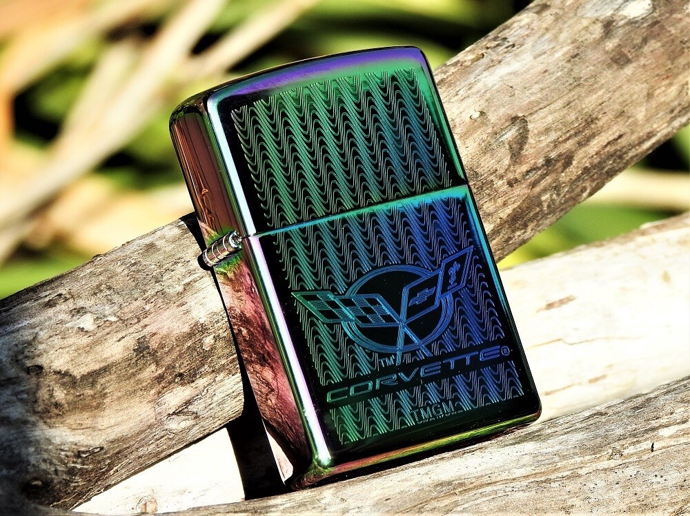 Zippo Lighter - Chevy Corvette 2004 - Chevrolet - C5 - Z16 Zippo Lighter - Chevy Corvette 2004 - Chevrolet - C5 - Z16