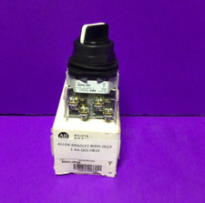 Allen Bradley 800H-JR2A Ser F 3 Position Selector Switch