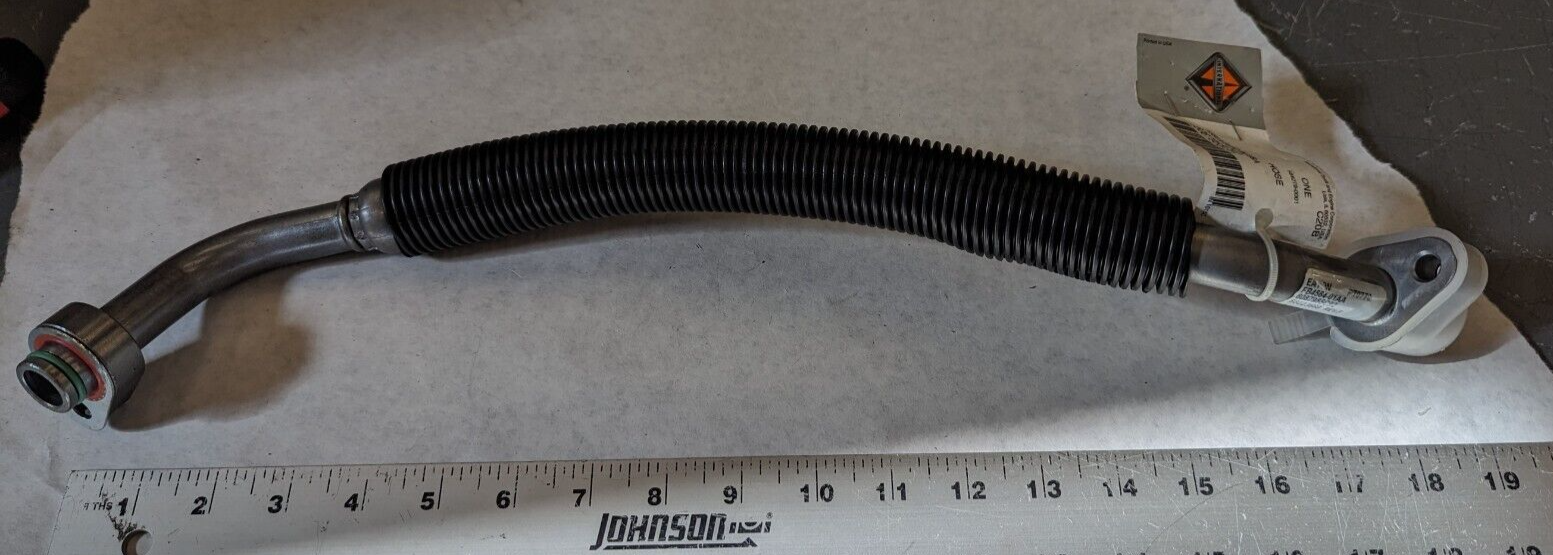 6087955C92 International A/C 4200 4300 Hose Compressor to  