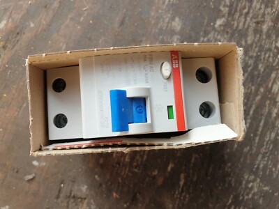 RCCB 2CSF202001R1250 ABB 25A F202AC *NEU*