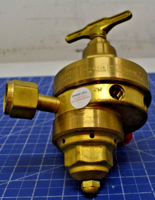 VTS450D / COMPRESSED GAS REGULATOR / VICTOR EQUIPMENT COMPANY