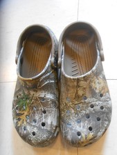 ADULT UNISEX CROCS GREEN CAMOFLAUGE SLIDES SIZE M 7 W 9