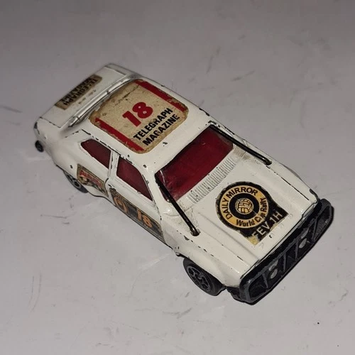 Original Vintage Corgi Rockets D927 FORD ESCORT MKII RALLY DAILY MIRROR