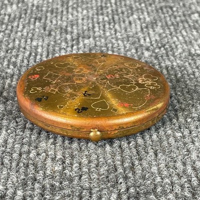 Vintage 1950 Wadsworth Round Brass Etched Playing Cards Compact Queen Of Hearts